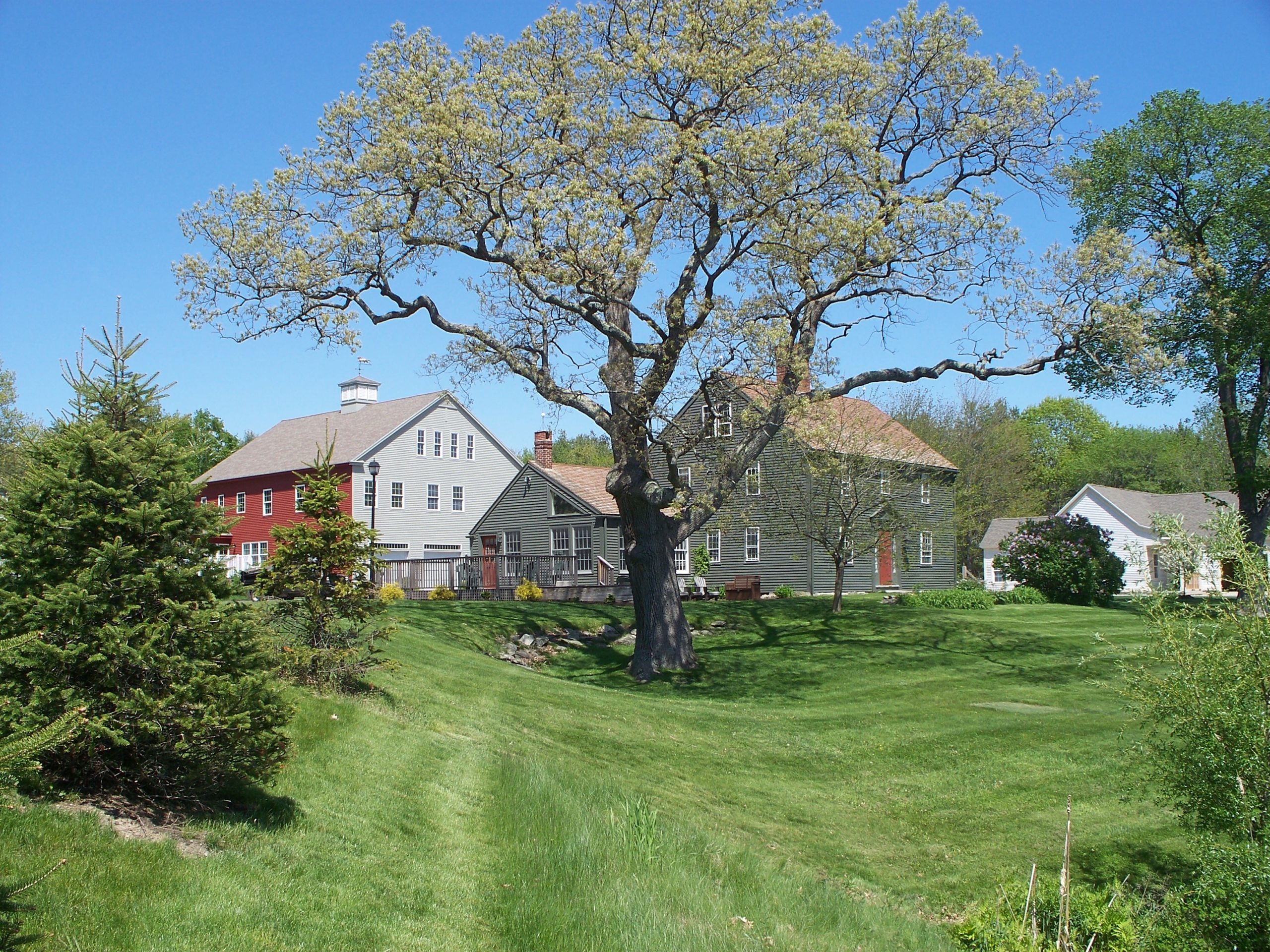 The Whipple Farmhouse 1